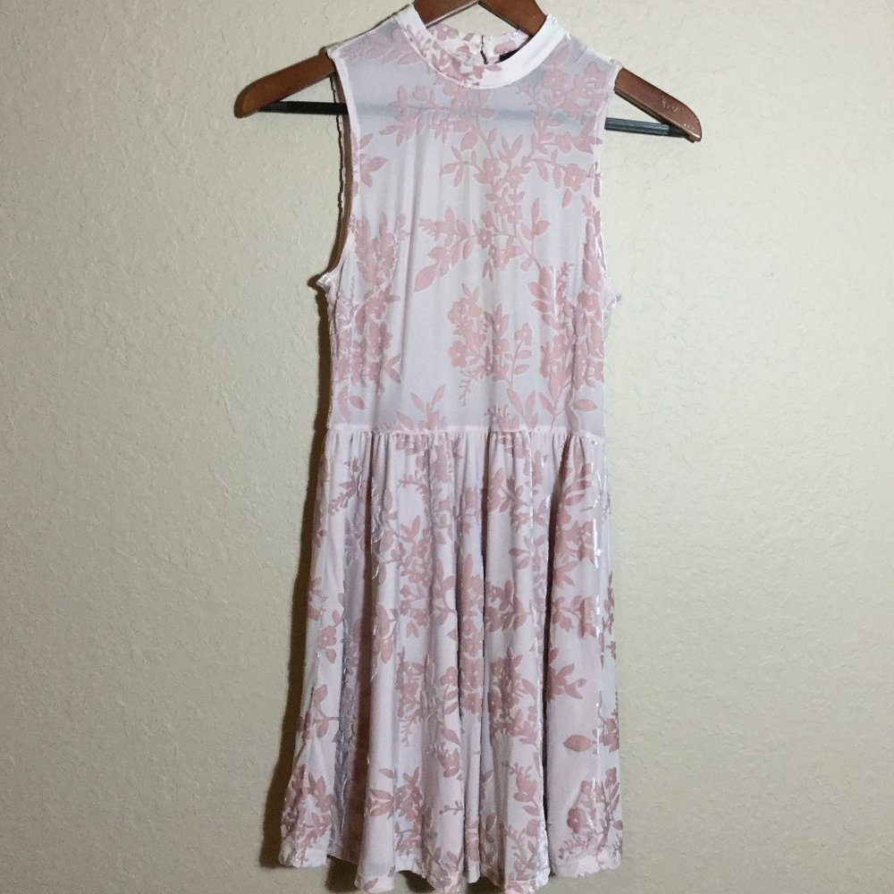 Forever21 Ladies' Sleeveless Velvet Floral Dress S